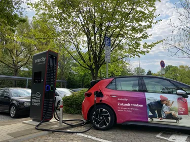 Ladesauele enercity Fahrzeug