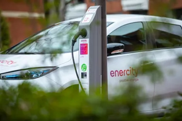 enerciity_laternenladestation_pk_bargiel_5D4_8686