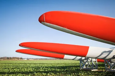 Windflügel auf Baustelle eines Windparks