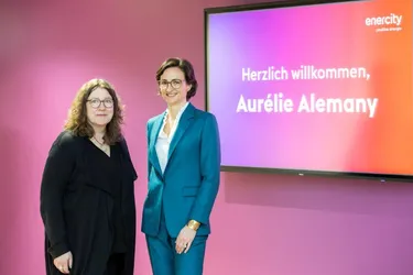 enercity-Aufsichtsratsvorsitzende Anja Ritschel und Aurélie Alemany, die ab 1. Juli den Vorstandsvorsitz der enercity AG übernimmt