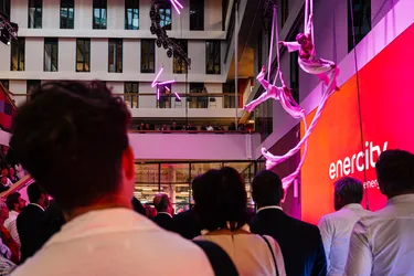 Tänzerinnen während der Show