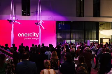 Tänzerinnen während der Show