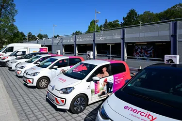 Bild von einer Flotte E-Autos 