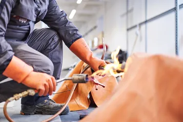 beratung-organisation-vefk-kabelmontage-schrumpfen-psa-persoenliche-schutzausruestung