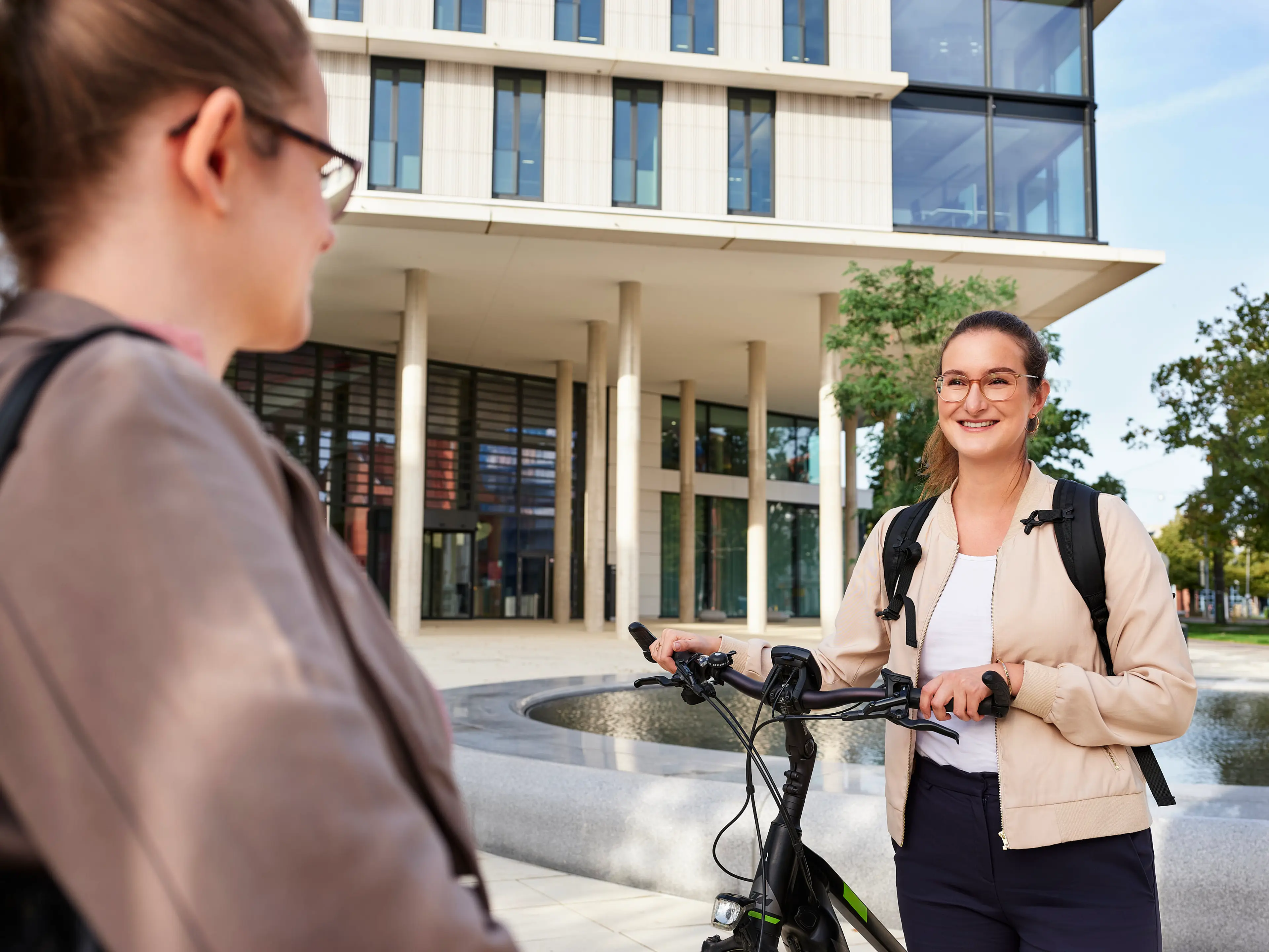 231011_enc_aw_2556-gesellschaft 231011_enc_aw_2556-gesellschaft