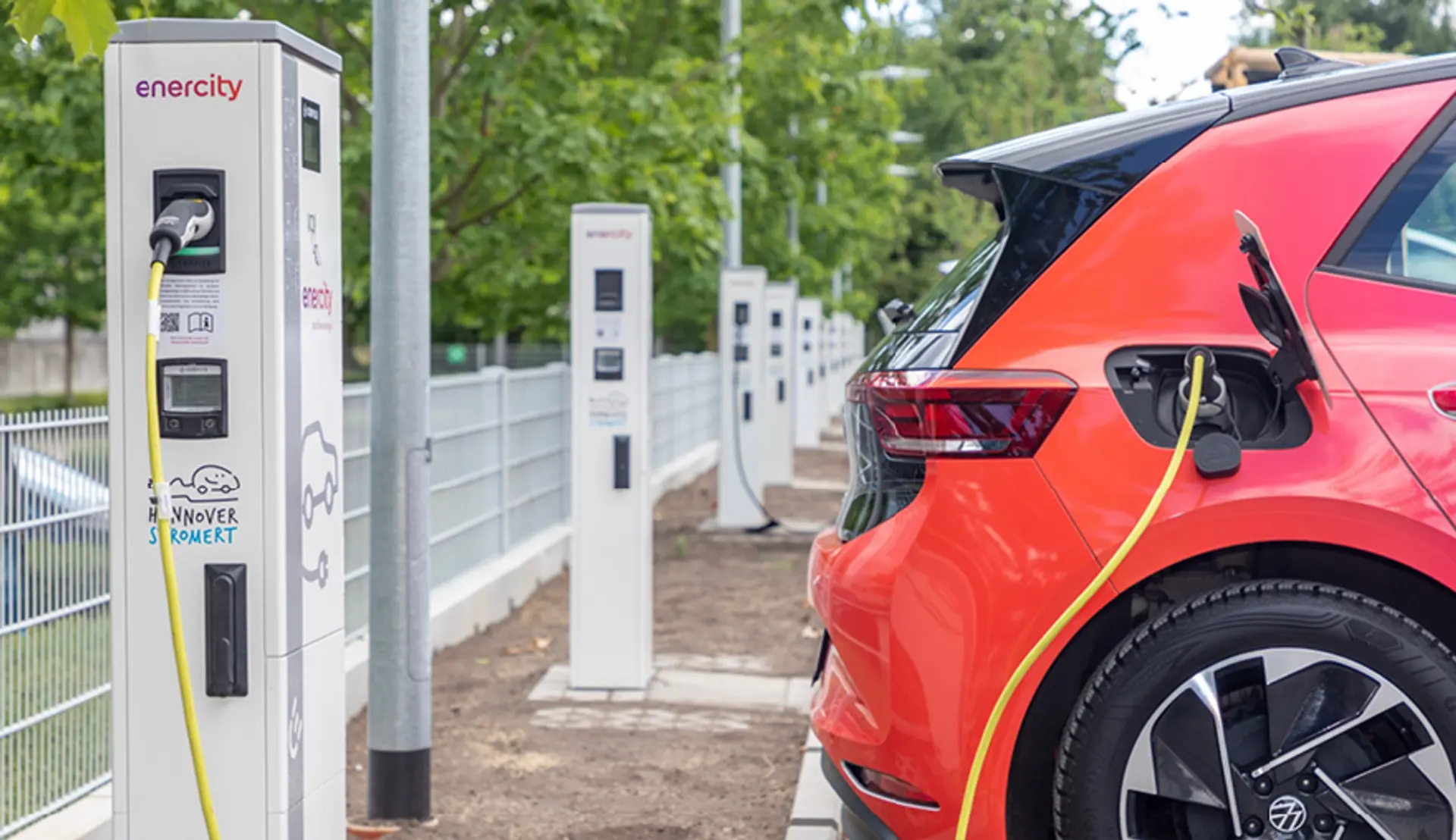 en_EMOB_BOX_880x508-5 en_EMOB_BOX_880x508-5