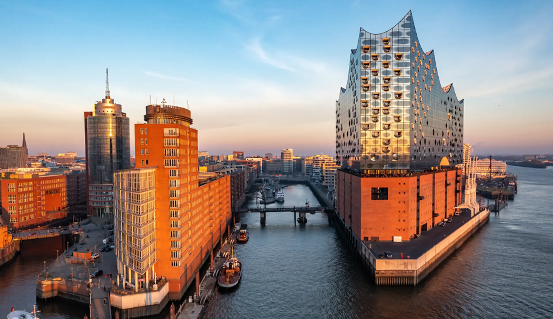 en_EMOB_BOX_Hamburg_880x5082
