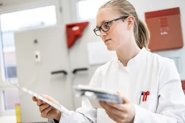 Saskia Brandt im Wasserlabor