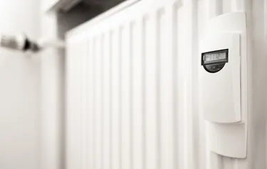 Moderner Heizkostenverteiler mit Display