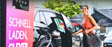 Header_Mobilitaet_24_0919_Ladesa╠êulen-1378 [de]_1784B04D5DF_523391;2