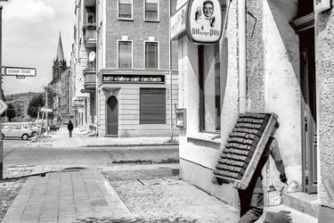 Lastentra╠êger-der-Stadt_Vergessene-Berufe_2YBGWM4_Berlin_2 [de]_1784B04D5DF_484776;2