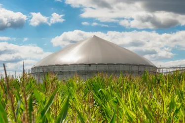 Biogasanlage: Das Bild zeigt die Aufnahme einer modernen Biogasanlage zur Gewinnung von Heizenergie