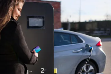 ladekarte-ladesaeulen-bezahlsysteme