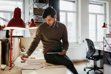 arbeitsplatzleuchte-licht-im-winter