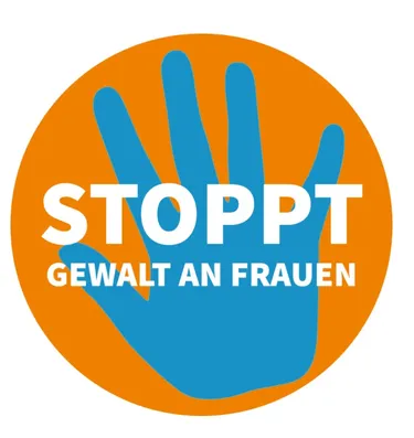 Dieses Bild zeigt eine blaue Hand auf einem Kreis in orange. Über allem steht der Satz "Stoppt Gewalt an Frauen".