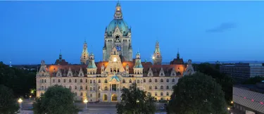 neues-rathaus-so-schoen-leuchtet-hannover