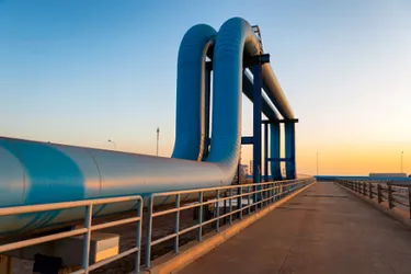 Der Gaspreis hängt auch von Marktmechanismen ab. Auf dem Bild sind große Gas-Pipelines zu sehen.