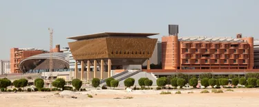 Blick auf die Skyline von Masdar City in Abu Dhabi