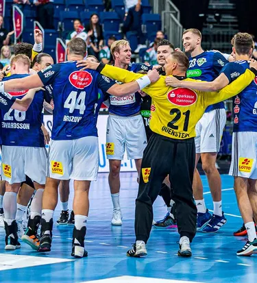 Recken Handballmanschaft Jubel im Kreis